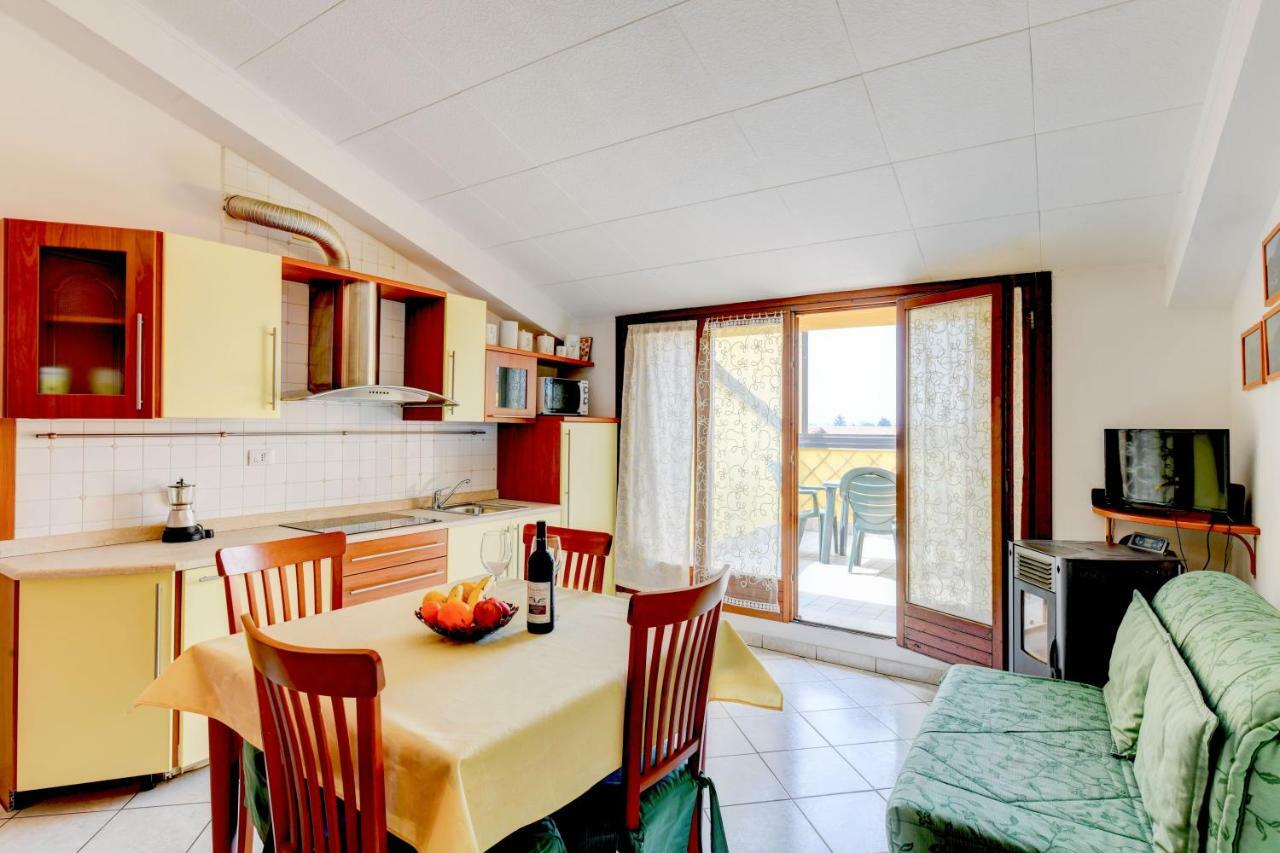 Sarno Apartments Caravaggio Sirmione Exterior photo